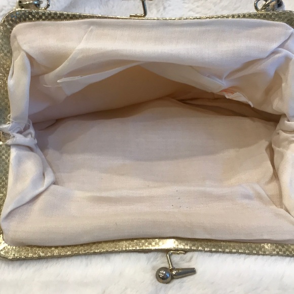 Vintage Beaded Purse with Kisslock - Picture 6 of 9